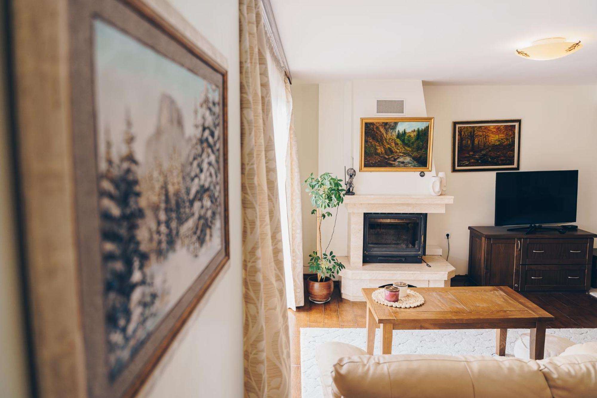 Vila Gardenia Gumoshtnik Екстериор снимка